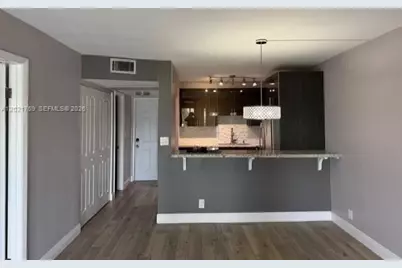 9440 SW 8th St #320, Boca Raton, FL 33428 - Photo 11
