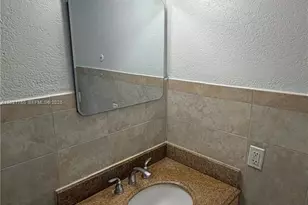 3901 SW 109th Ave, Miami, FL 33165 - Photo 11
