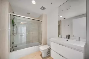 17301 Biscayne Blvd, North Miami Beach, FL 33160 - Photo 37