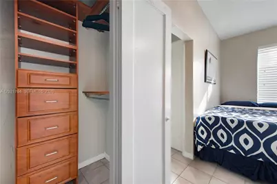 3710 Collins Ave #N-305, Miami Beach, FL 33140 - Photo 9