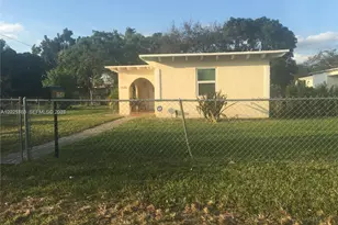 1545 NE 128th St, North Miami, FL 33161 - Photo 15