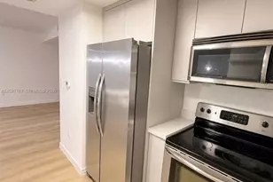 275 NE 18th St, Miami, FL 33132 - Photo 13