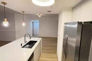 275 NE 18th St, Miami, FL 33132 - Photo 11