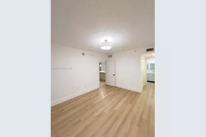 275 NE 18th St #910, Miami, FL 33132 - Photo 19