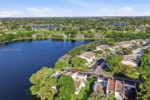 1257 NW 98th Terrace, Pembroke Pines, FL 33024 - Photo 21