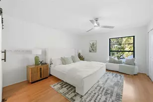 1257 NW 98th Terrace, Pembroke Pines, FL 33024 - Photo 9