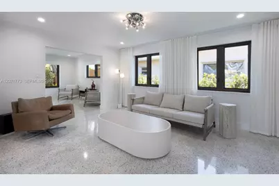 1701 SW 23rd Ter, Miami, FL 33145 - Photo 9