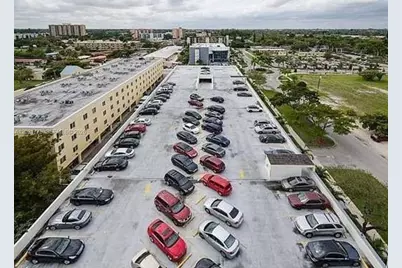 12550 Biscayne Blvd #220, North Miami, FL 33181 - Photo 15