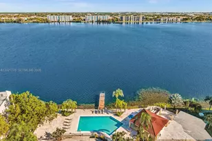 109 Lake Emerald Dr, Oakland Park, FL 33309 - Photo 39