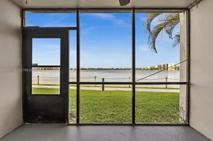 109 Lake Emerald Dr, Oakland Park, FL 33309 - Photo 31