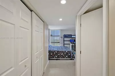 20335 W Country Club Dr #809, Aventura, FL 33180 - Photo 21
