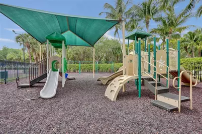 4964 SW 161st Ave, Miramar, FL 33027 - Photo 17