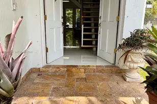 8909 SW 108th Cir Ct, Miami, FL 33176 - Photo 33