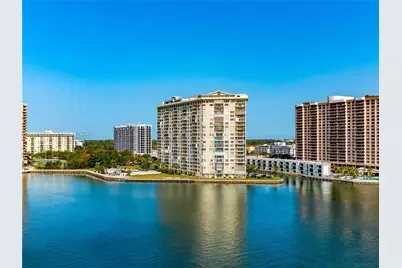 11111 Biscayne Blvd #912, Miami, FL 33181 - Photo 13