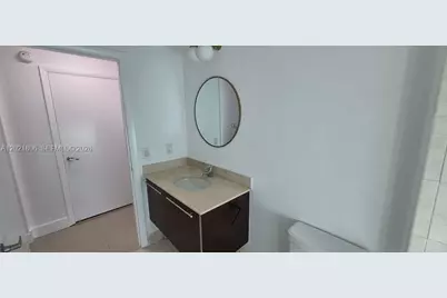 1900 N Bayshore Dr #1610, Miami, FL 33132 - Photo 5