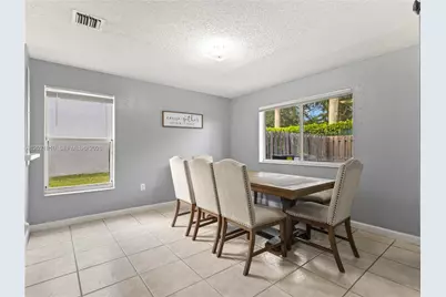 5033 NW 114th Ct, Doral, FL 33178 - Photo 7