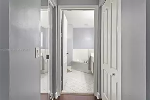 5033 NW 114th Ct, Doral, FL 33178 - Photo 15