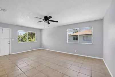 2201 Catherine Dr #3, Delray Beach, FL 33445 - Photo 13