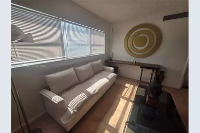1881 Washington Ave #6H, Miami Beach, FL 33139 - Photo 5