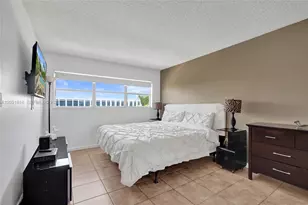 1881 Washington Ave, Miami Beach, FL 33139 - Photo 15
