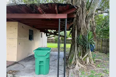 3510 NW 82nd St, Miami, FL 33147 - Photo 7