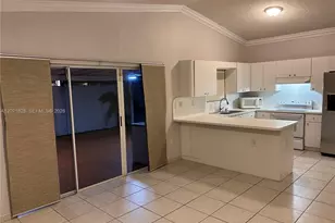 14956 SW 39th St, Miami, FL 33185 - Photo 9