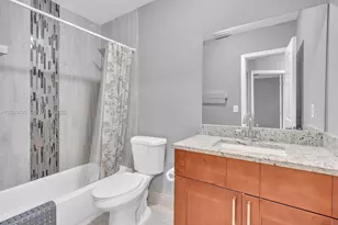8911 NW 28th Dr, Coral Springs, FL 33065 - Photo 19