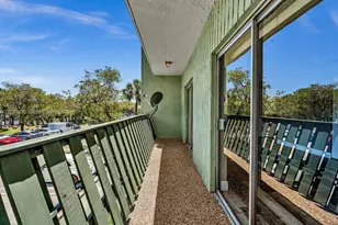 8911 NW 28th Dr, Coral Springs, FL 33065 - Photo 31