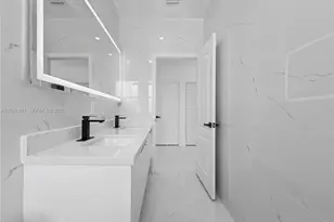 15486 SW 23rd Ln, Miami, FL 33185 - Photo 33