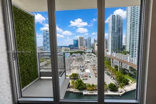 690 SW 1st Ct, Miami, FL 33130 - Photo 19