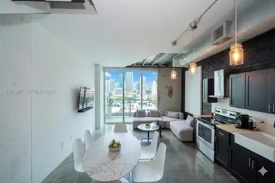 690 SW 1st Ct #1913, Miami, FL 33130 - Photo 5