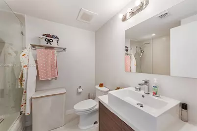 1010 SW 2nd Ave #1608, Miami, FL 33130 - Photo 19