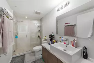 1010 SW 2nd Ave, Miami, FL 33130 - Photo 17