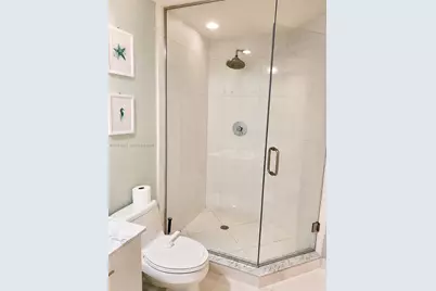 55 SE 6th St #3001, Miami, FL 33131 - Photo 15