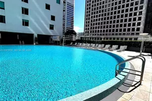 55 SE 6th St, Miami, FL 33131 - Photo 21