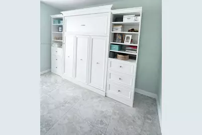 55 SE 6th St #3001, Miami, FL 33131 - Photo 9