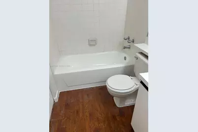 17425 NW 67th Pl #D-13, Hialeah, FL 33015 - Photo 25