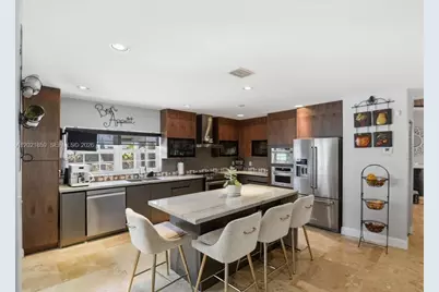 9665 SW 136th St, Miami, FL 33176 - Photo 17
