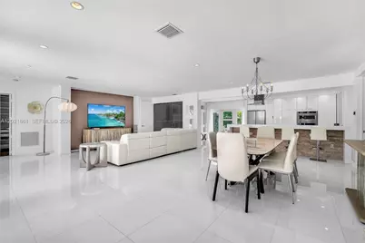 203 Ridgewood Rd, Coral Gables, FL 33133 - Photo 5