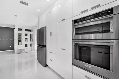 203 Ridgewood Rd, Coral Gables, FL 33133 - Photo 9