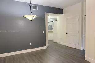 3585 NE 5th St, Homestead, FL 33033 - Photo 7