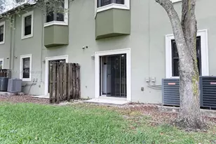 3585 NE 5th St, Homestead, FL 33033 - Photo 3