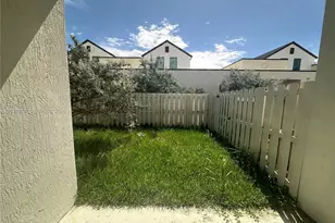 23935 SW 110th Ct, Homestead, FL 33032 - Photo 9