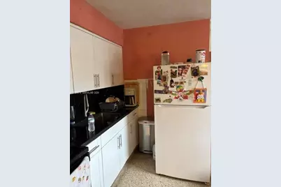 336 E 41st St, Hialeah, FL 33013 - Photo 19