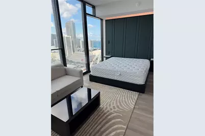 20 NE 11th St #3405, Miami, FL 33132 - Photo 1