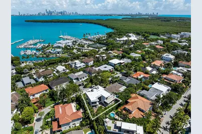238 Buttonwood Dr, Key Biscayne, FL 33149 - Photo 3