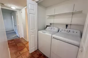 110 Gardens Dr, Pompano Beach, FL 33069 - Photo 11