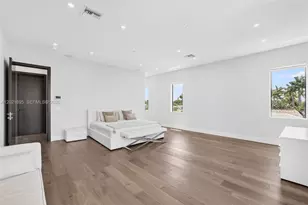 2751 NE 22nd Ct, Pompano Beach, FL 33062 - Photo 27