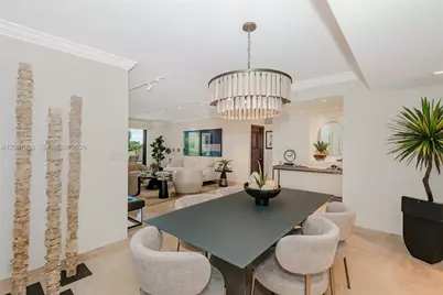 1121 Crandon Blvd #E405, Key Biscayne, FL 33149 - Photo 1