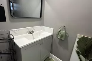 8531 NW 25th St, Sunrise, FL 33322 - Photo 9